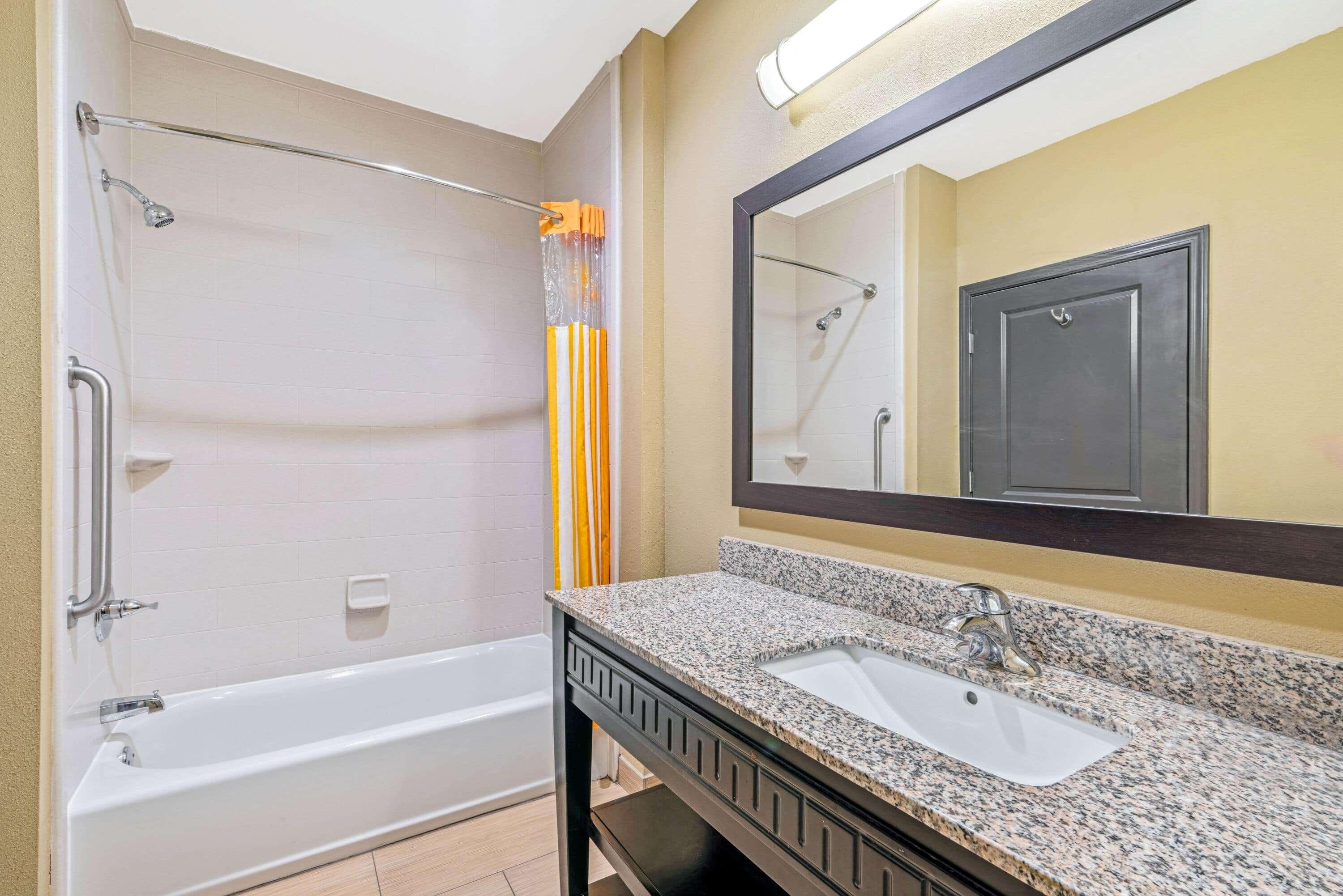 La Quinta By Wyndham Muskogee Hotel Luaran gambar